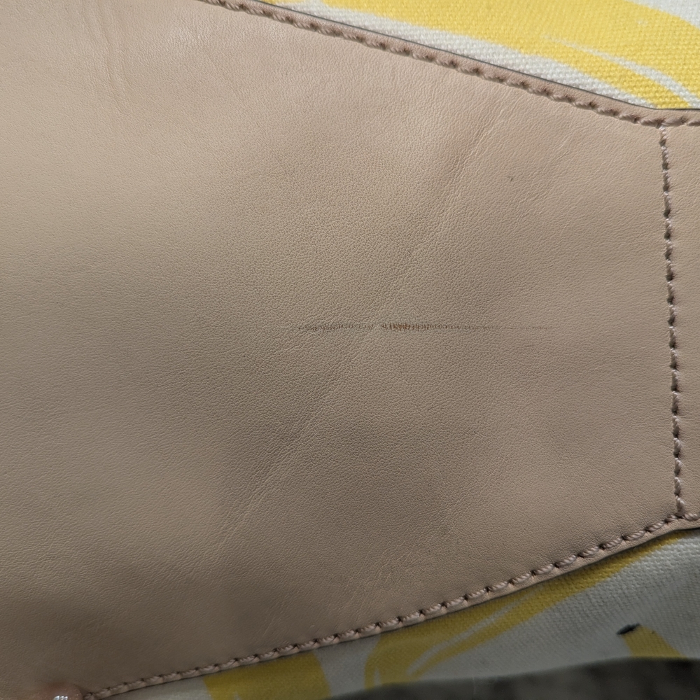 Kate Spade Yellow Banana Print Tote Bag - Picture 15 of 15
